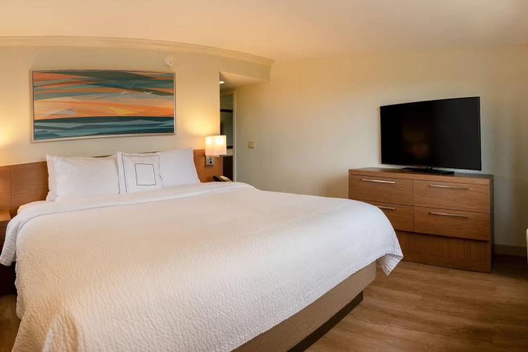 Courtyard by Marriott - Naples