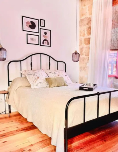 300yr old, self catering, tiny house in Victoria Centre, Gozo