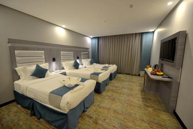 Pine Inn Hotel
