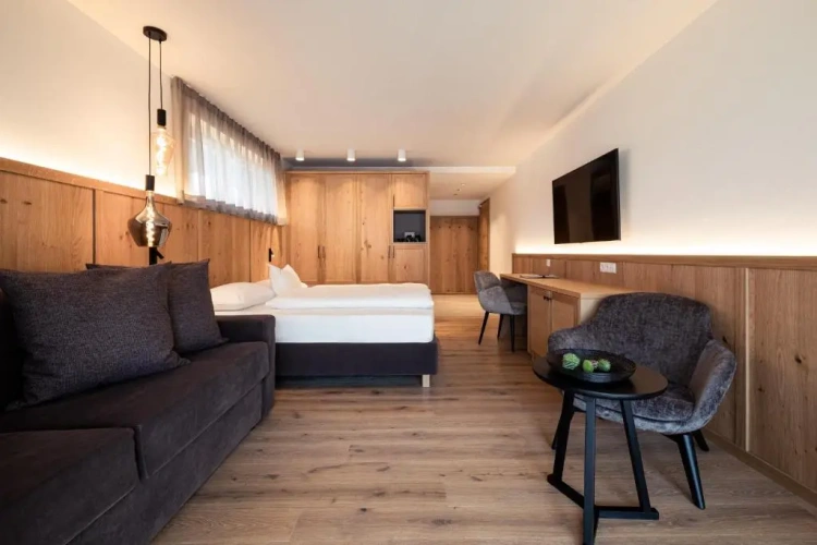 Superior Quadruple room