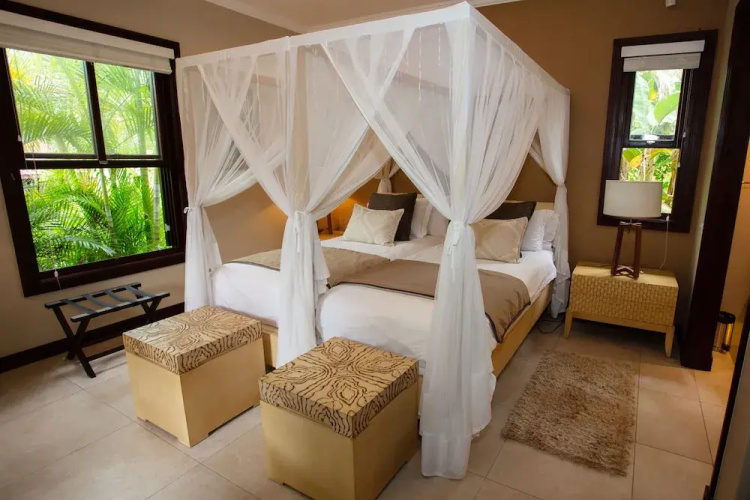 Spas Villas