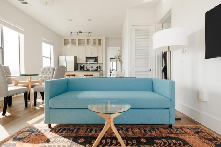 2 Bedrooms Apartment