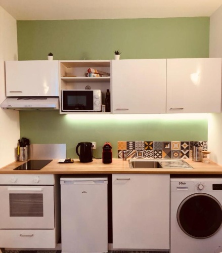 2 Bedrooms Apartment