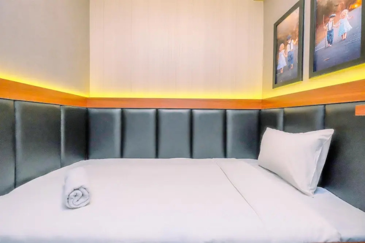 Modern Look 2BR at 28th Floor Podomoro Golf View Apartment