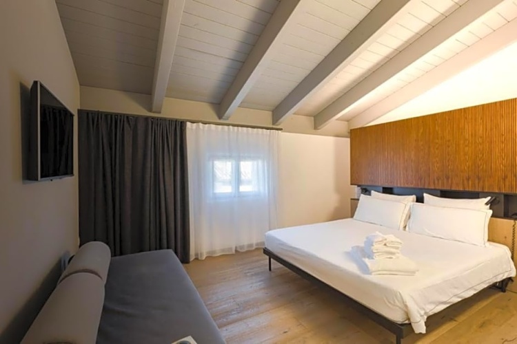 Superior room