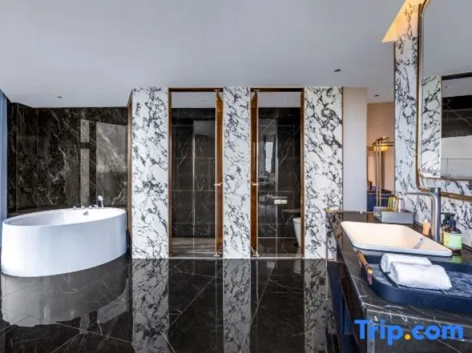 Executive Double Suite