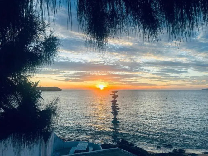 Rubeach Hotel & Resort