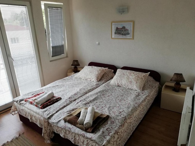 Deluxe Apartment
