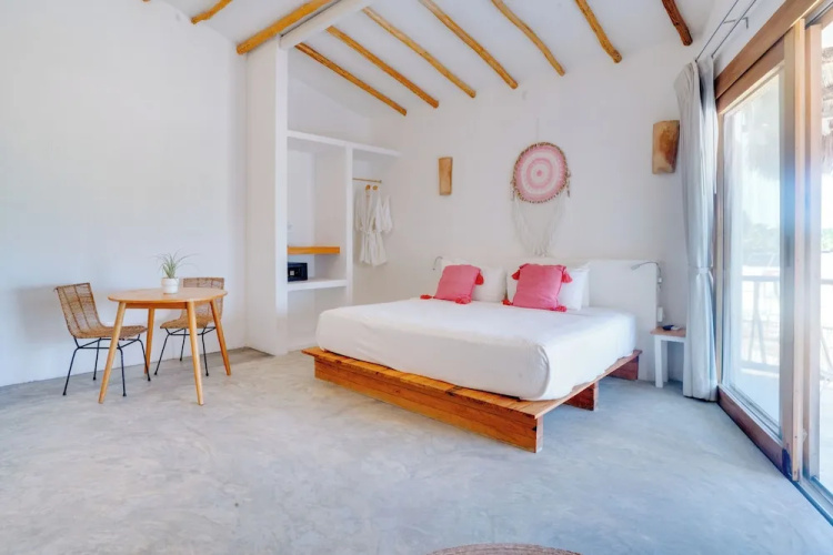 Punta Blanca | Beachfront Boutique Hotel