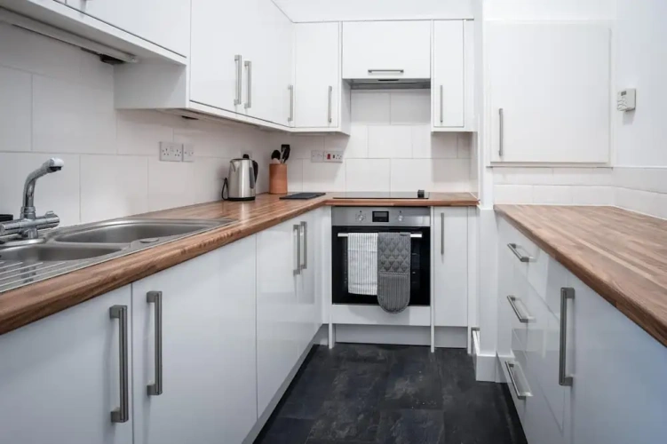 2 Bedrooms Apartment with balcony