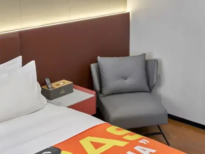 Hai Yue Hotel