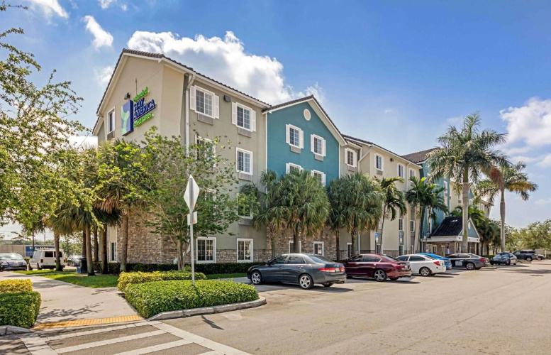 Extended Stay America Select Suites Fort Lauderdale Airport West photo 12