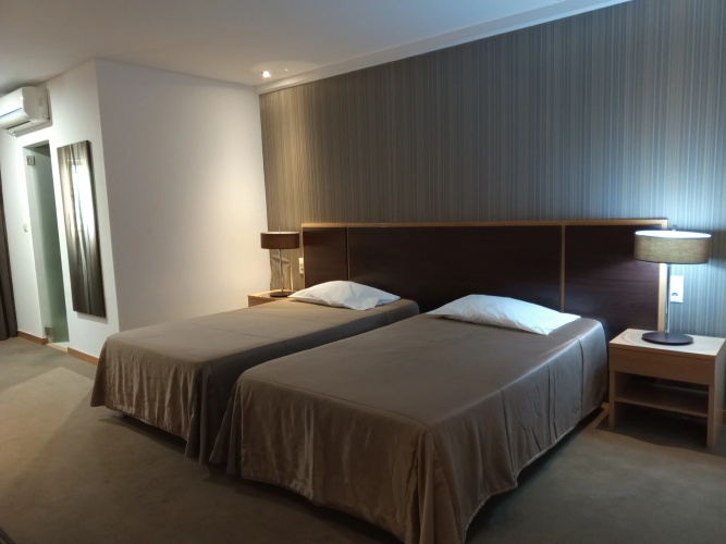Hotel Ritz Capital