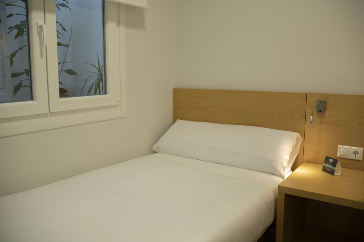 Alda Alborán Rooms