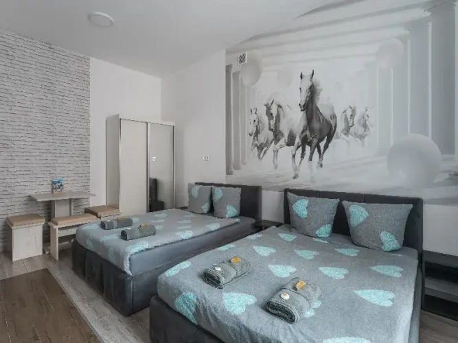 Standard Triple room