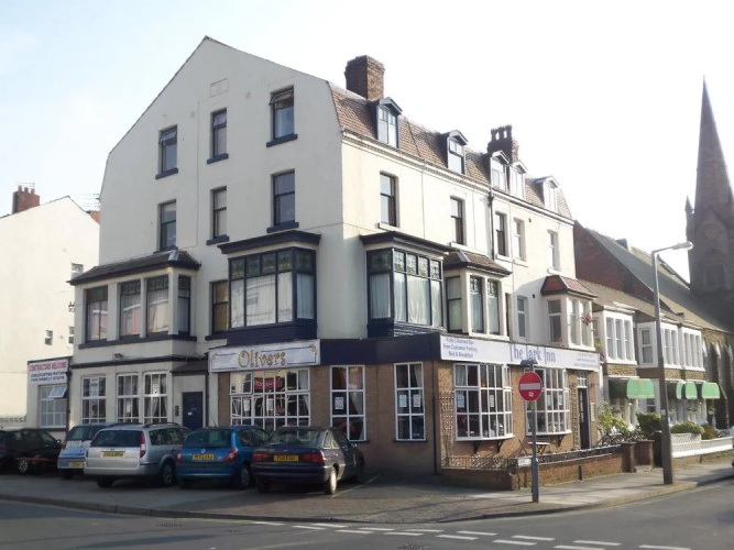 The Lark Inn