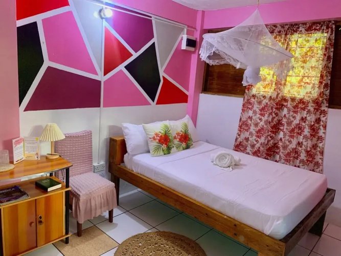 Le Petit Paradis
