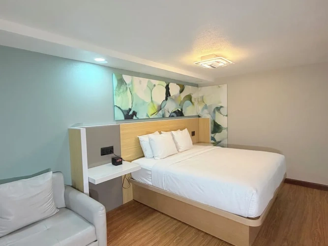 Deluxe Double room with courtyard view