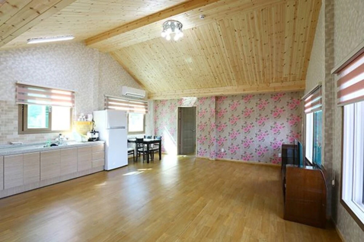 Jindo Sansaesori Pension