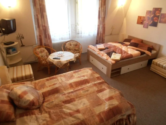 Standard Quadruple room