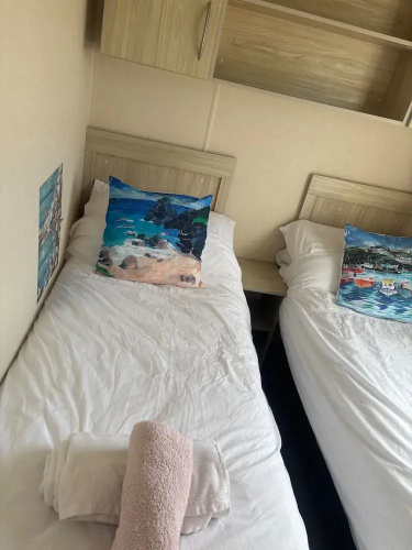 Newquay Bay Park 3-bed Caravan, Sleeps 6