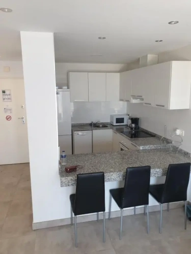 3 Bedrooms Apartment