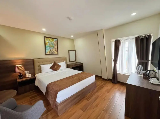 Dalat Paradise Hotel