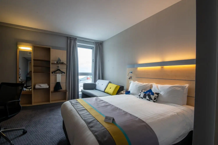 Holiday Inn Express Hull City Centre photo 6