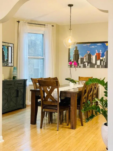 Sunny, Spacious, 3BR 1BA Davlin INN Chicago