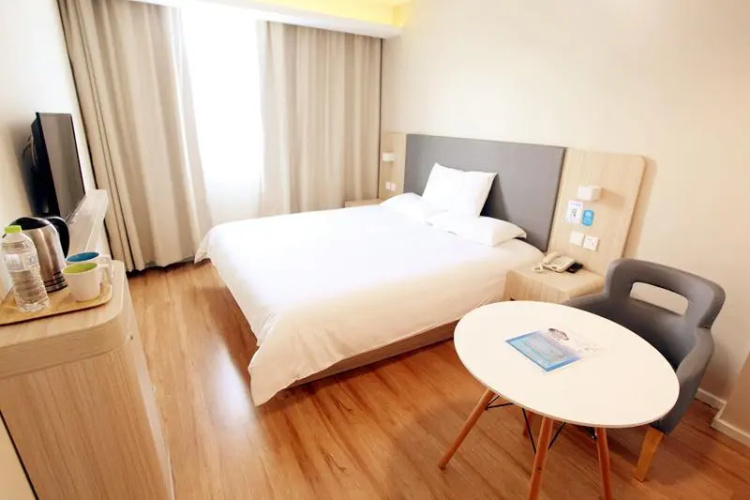Hanting Hotel (Beijing Dongsi Subway Station)