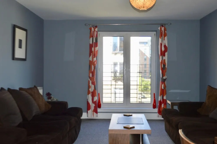 Central Edinburgh 2 Bedroom Apartment