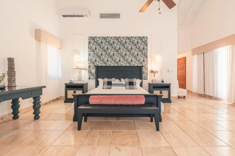Magnificent Villa w Private Pool at Yarari