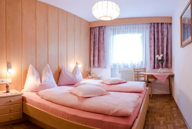 1 Bedroom Basement Apartment