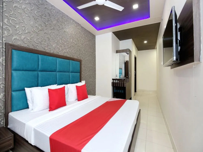 OYO 12354 Hotel Sangreela