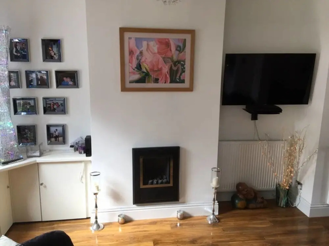19 Larchfield House