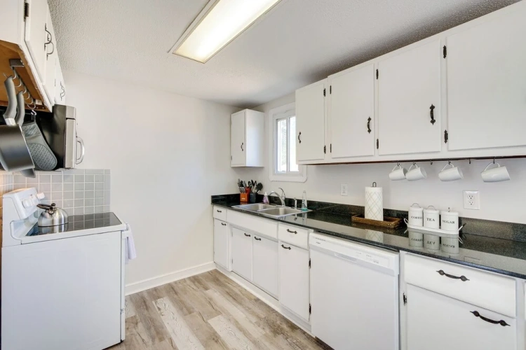 3 Bedrooms Cottage