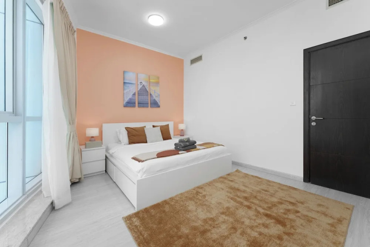 Marco Polo - Stylish & Spacious 2 BR with Marina + City Views