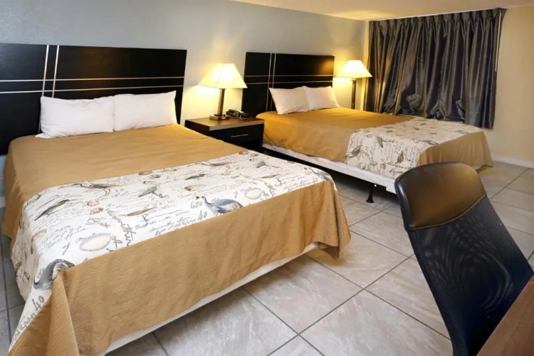Standard Quadruple room