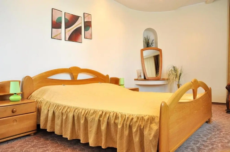Suite with balcony