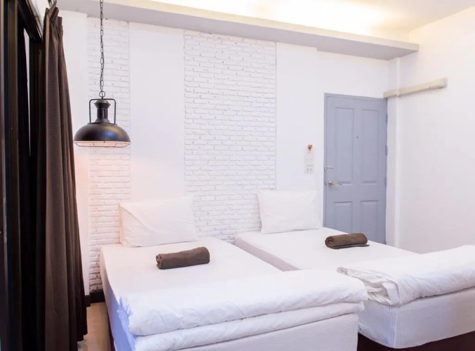 Pine Cafe and Bed