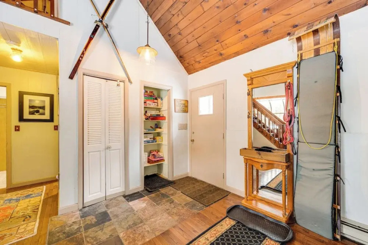 Rustic Intervale Hideaway w/ Deck & Wooded Views!