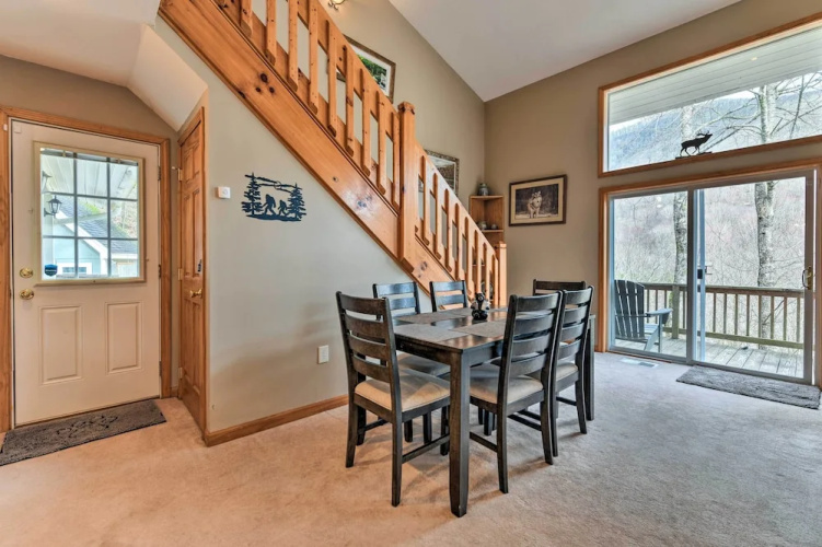 Pet-friendly Home w/ Deck + Mountain Views!