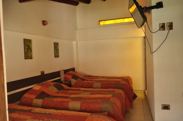 Hanaq Mayu Hotel