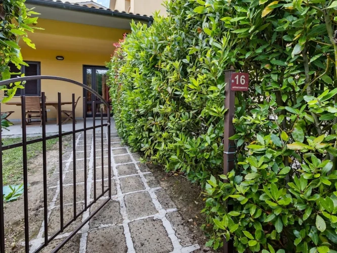 2 Bedrooms Classic Apartment