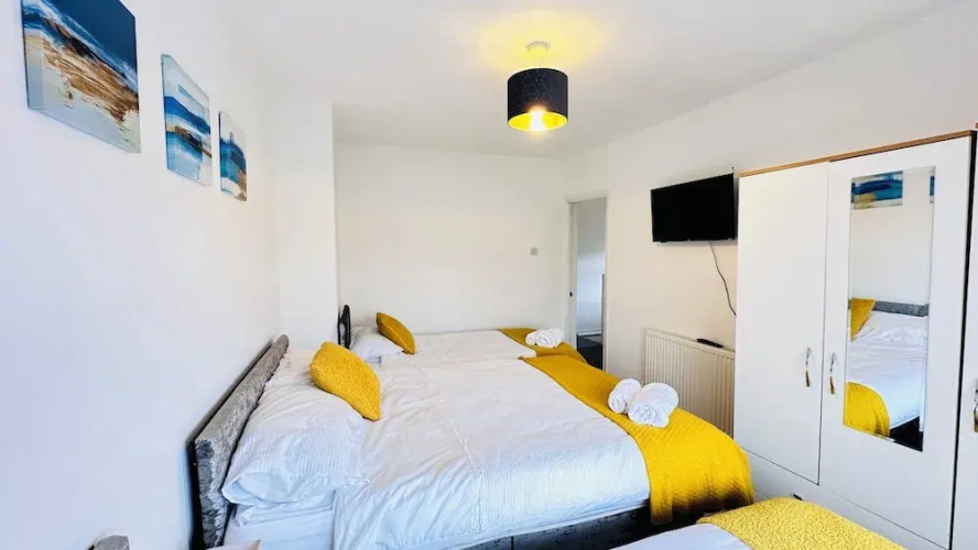 Pengam House