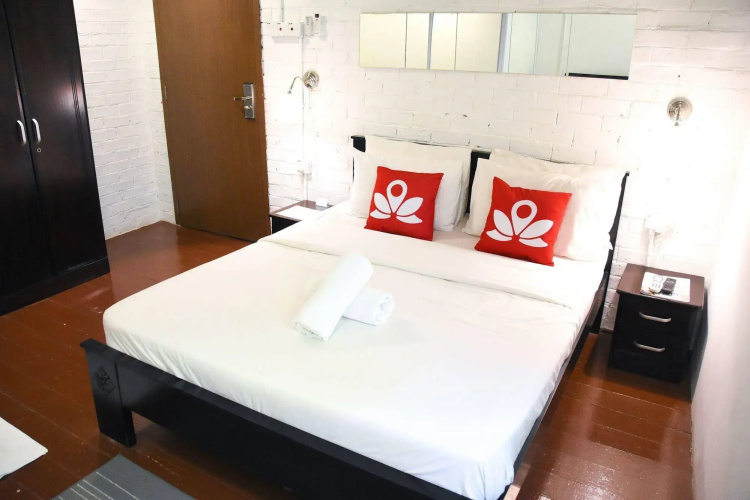 ZEN Rooms Lebuh Campbell