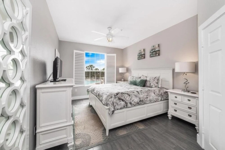 Victoria's Windsor Hills Condo