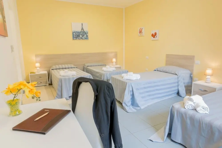 Standard Quadruple room