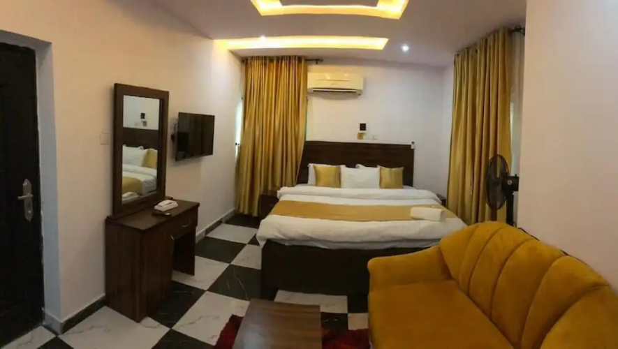 West Point Apartments Hotel and Suites