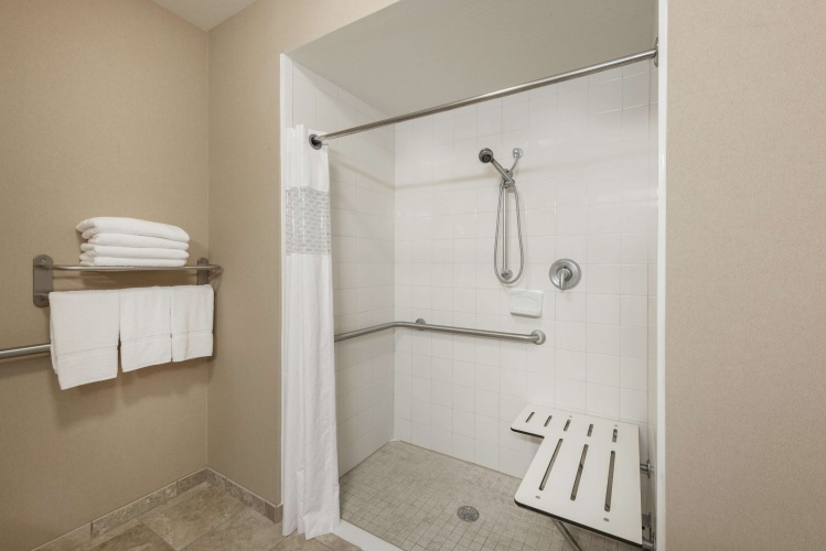 Hampton Inn Branson - Branson Hills photo 12